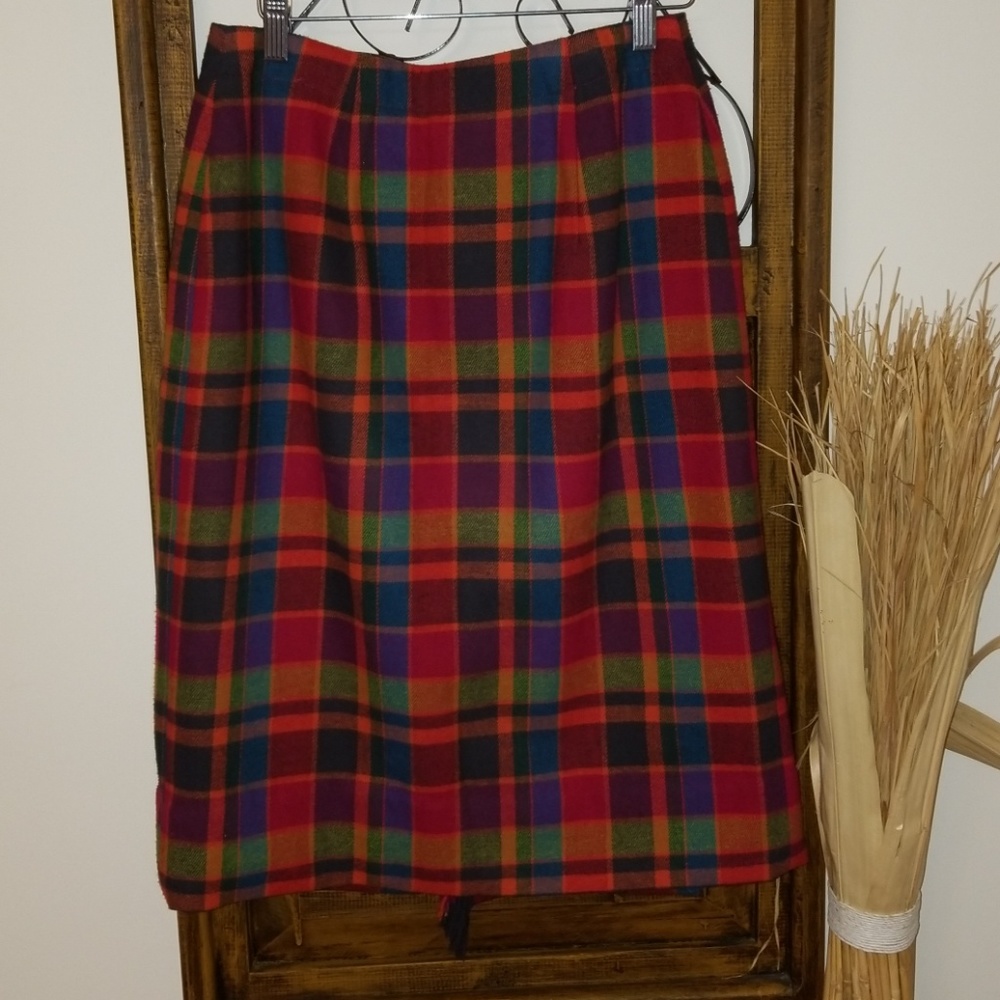 Fabulous Susan Bristol Wrap Skirt - Picture 4 of 8